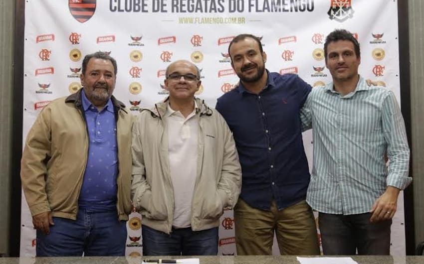 Flamengo e Ambev renovam parceria (Foto: Divulgação)