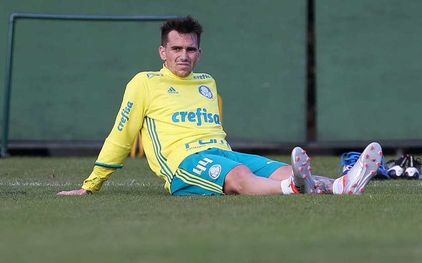 Mouche tem feito trabalhos físicos após retornar do Lanús (FOTO: Cesar Greco/Palmeiras)