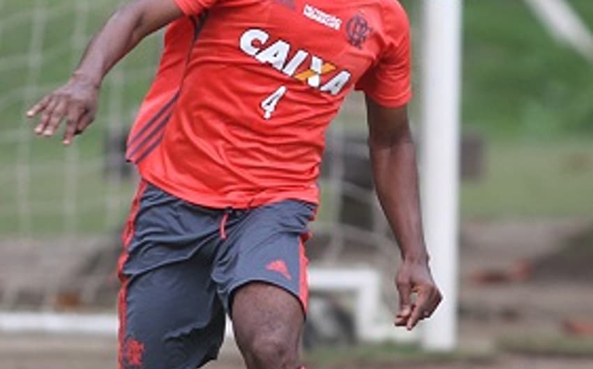 Juan em treino do Flamengo (Gilvan de Souza / Flamengo)