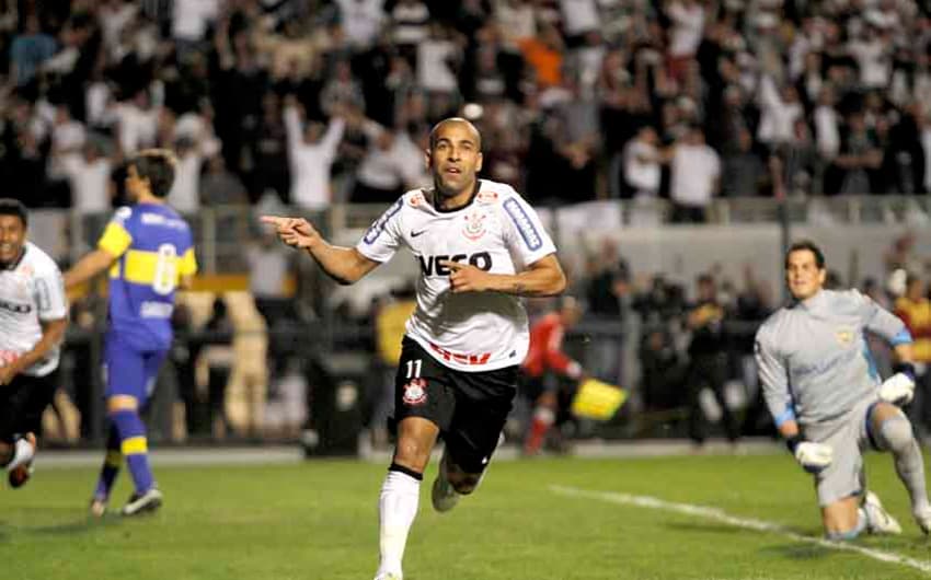 4 de julho de 2012 - Corinthians 2 x 0 Boca Juniors