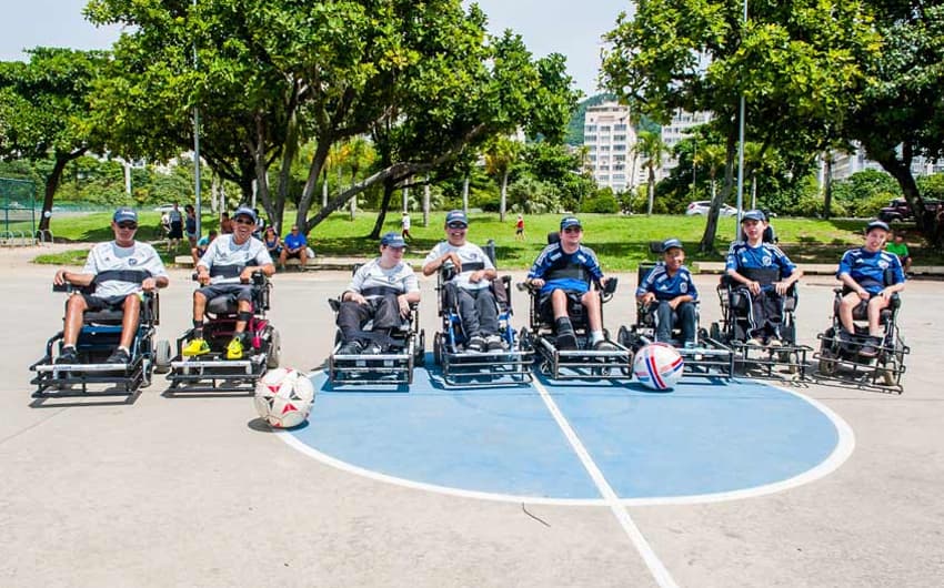 Cadeiras de rodas de última geração chegam ao Brasil para impulsionar o futebol adaptado