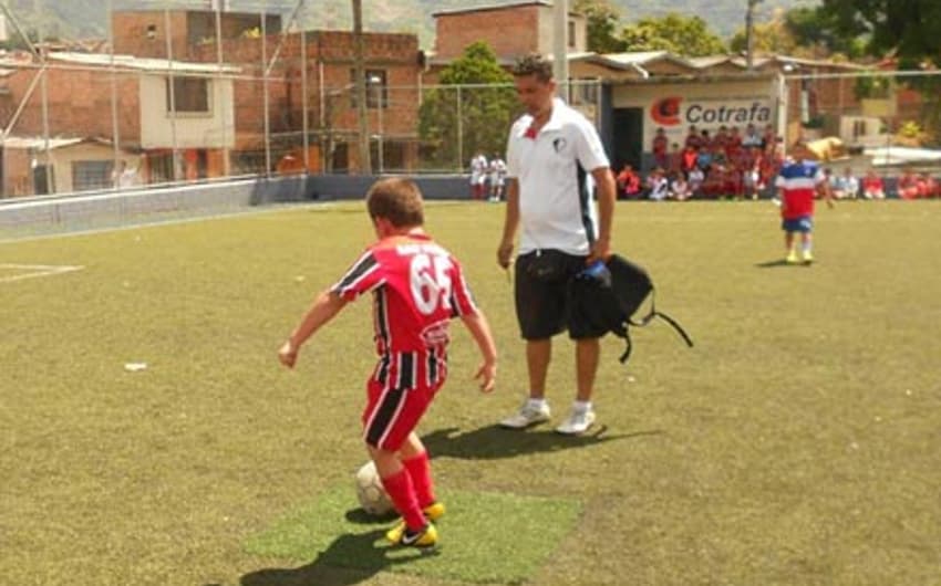 Escolinha de futebol do 'Sao Pablo'