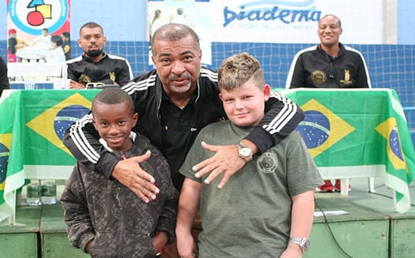 Hoje no Instituto, Betinho usa conhecimentos para buscar novos talentos no futebol brasileiro