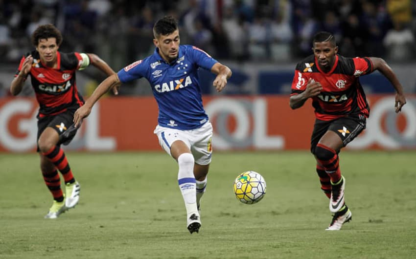 25/9 - 16h - Flamengo x Cruzeiro: Torcida do Atlético pode ter que torcer pelo Cruzeiro, pois Fla é rival