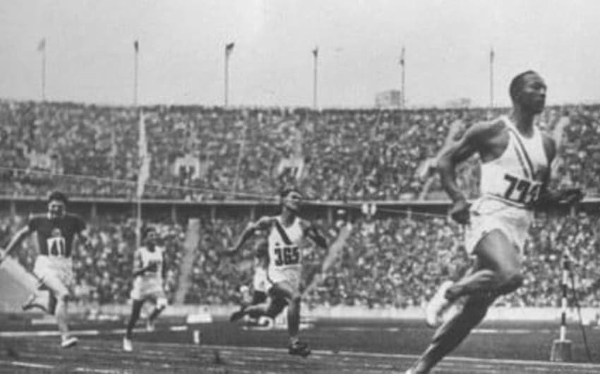 Jesse Owens foi um dos astros da Olimpíada de Berlim (Foto: Acervo COI)