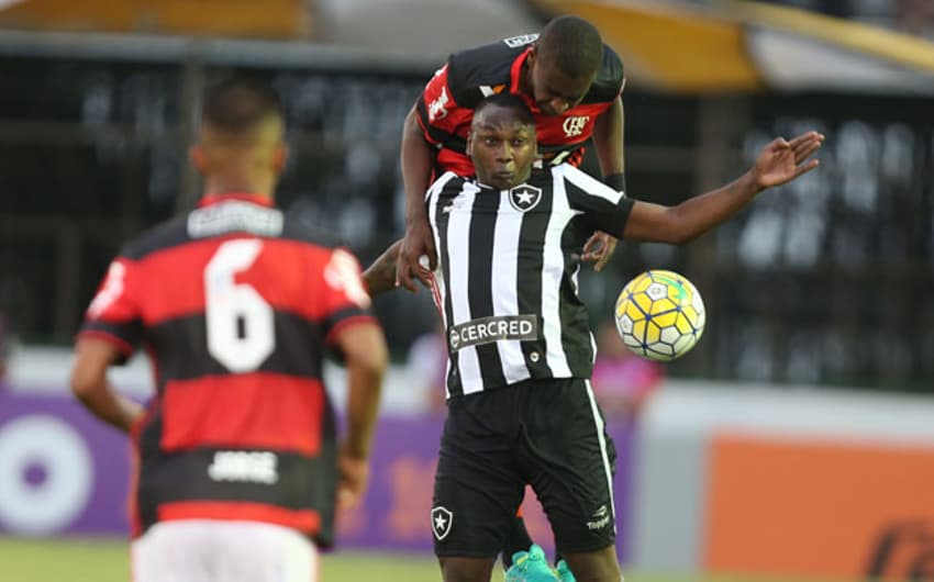 Confira imagens de Botafogo x Flamengo