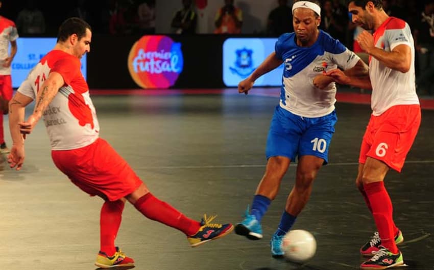 Ronaldinho Gaúcho - Liga de Futsal da Índia