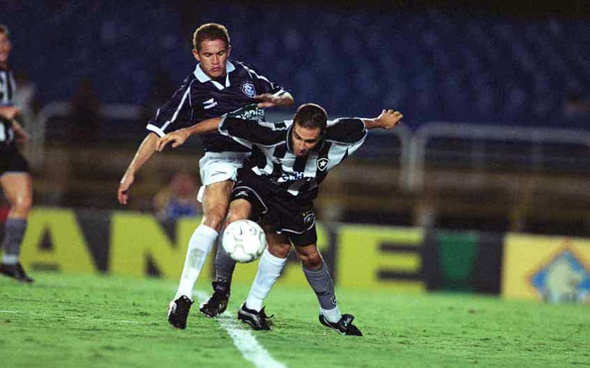 O recorte é de duelos neste século. Em 2001, o Botafogo, pela segunda fase da Copa do Brasil, caiu para o Remo após duas derrotas. O time do técnico Paulo Bonamigo perdeu pelo placar de 2 a 1 na ida e na volta.&nbsp;