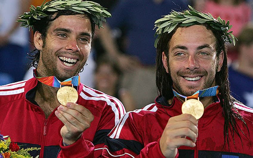Fernando González e Nicolas Massú medalhistas de ouro em Atenas 2004