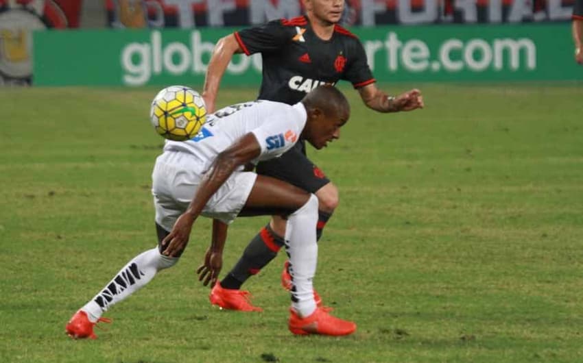 Santos empatou com o Flamengo e lidera: 33 pontos&nbsp;