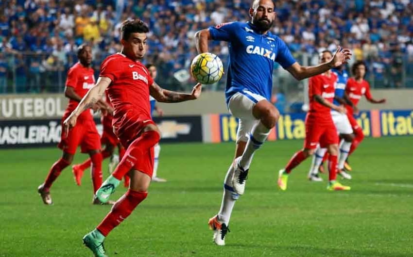 Cruzeiro x Internacional (Foto:Dudu Macedo / Fotoarena)