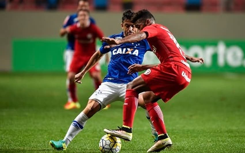 Cruzeiro e Inter se enfrentaram no Independência (Foto: Pedro Vilela/Light Press/Cruzeiro)