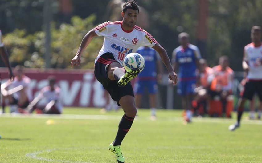 Com nova lesão no Flamengo, Ederson já ficou no estaleiro também na Lazio