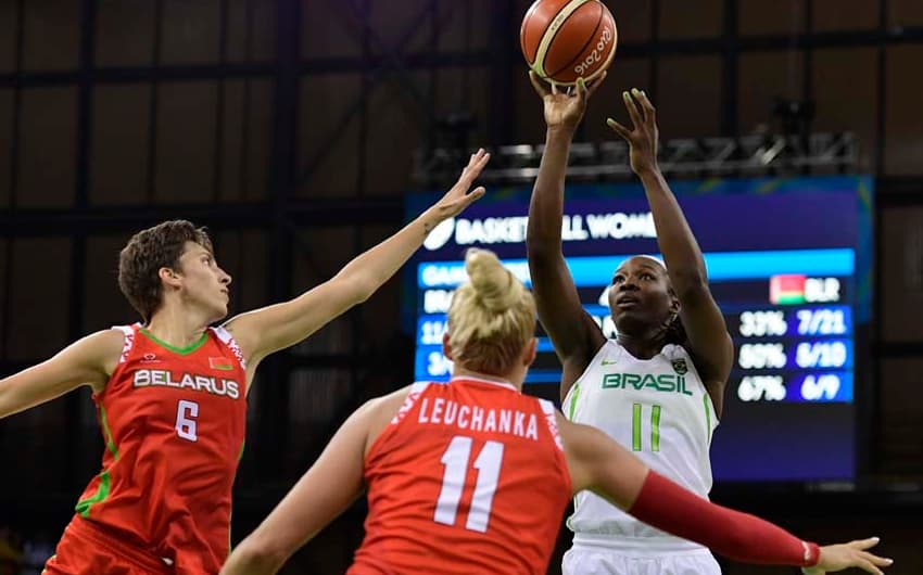 O Brasil levou a virada da Bielorrússia no basquete feminino e está perto da eliminação