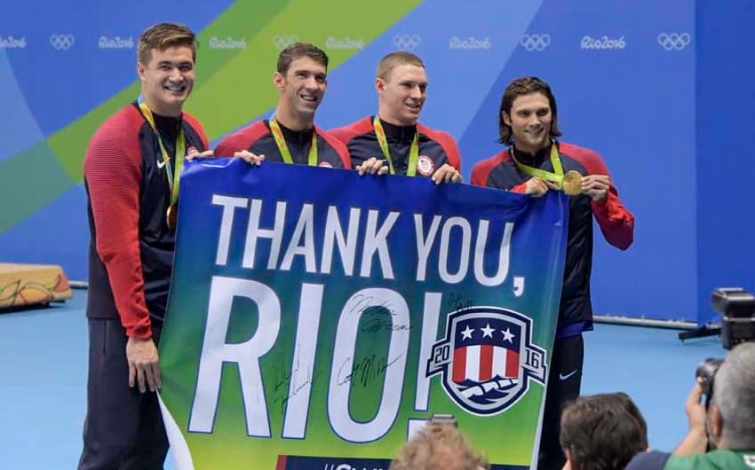 Phelps, Nathan Adrian, Ryan Murphy  e Cody Miller. Foi com eles que venceu a última prova na carreira e festejou o 23º ouro