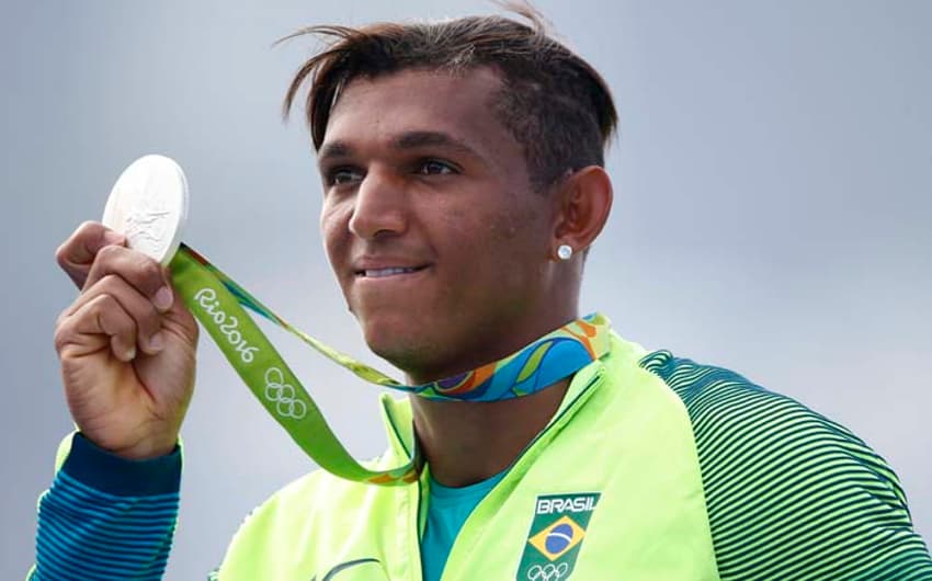 Isaquias Queiroz já tem uma prata na Rio-2016