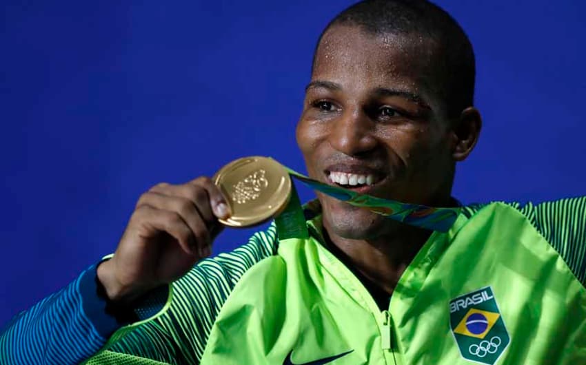 O boxeador Robson Conceição levou o ouro na categoria ligeiro até 60 kg