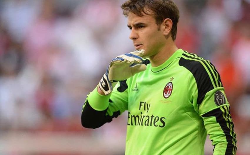 O goleiro Gabriel, chamado de última hora em 2012, está no Milan