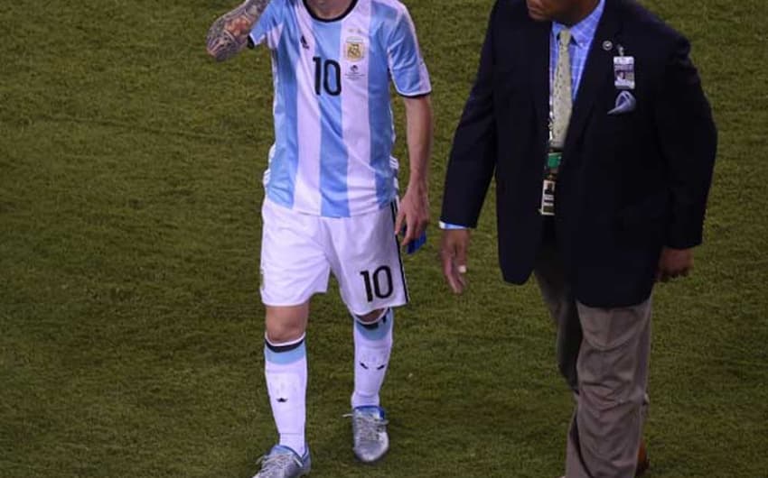 1/9 (20h30) - Argentina x Uruguai: Edgardo Bauza estreia na Argentina e logo em um clássico contra o Uruguai pelas Eliminatórias. Messi estará em ação