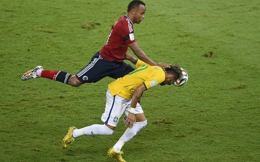 6/9 (21h45) - Brasil x Colômbia - Neymar mais uma vez reencontra a Colômbia, de triste lembrança na Copa. Jogo é pelas Eliminatórias dessa vez