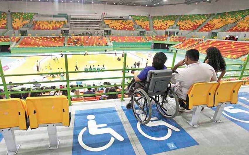 As arenas foram preparadas para receber as pessoas com deficiência ou com mobilidade reduzida, com acessibilidade e atendimento preferencial.