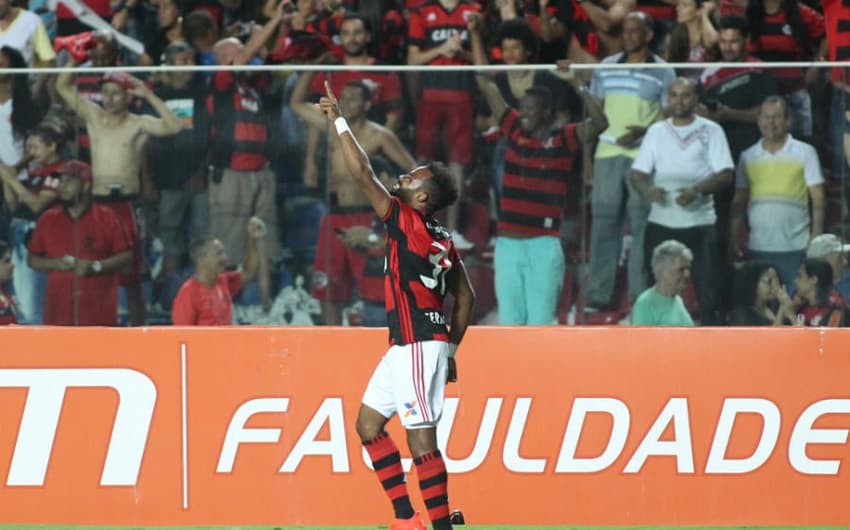 Fernandinho - Flamengo x Ponte Preta