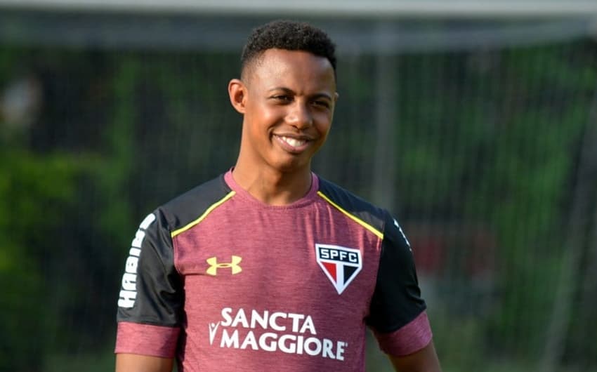 O volante Wellington acertou empréstimo e deixa o São Paulo pelo Vasco.