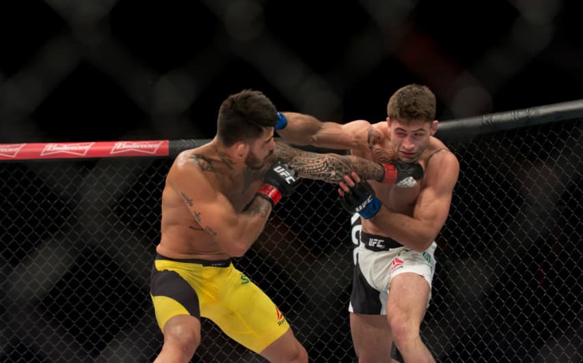 Erick Silva e Luan Chagas fizeram melhor luta do UFC Brasília