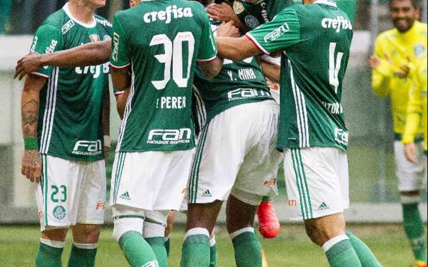 Palmeiras segue na liderança do Brasileiro com 57 pontos e está praticamente garantido na Liberta