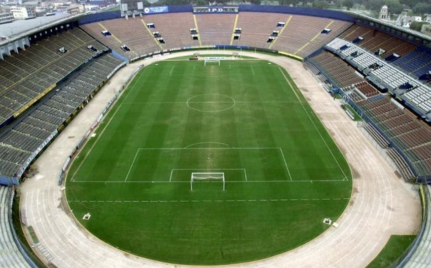 O estádio Nacional, em Lima, no Peru, foi palco da final de 97 entre Sporting Cristal e Cruzeiro