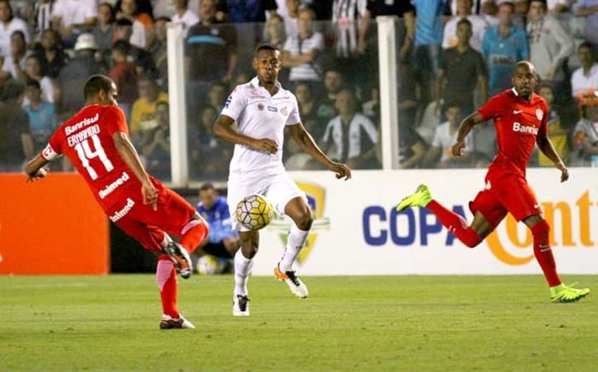 Santos vence o Inter por 2 a 1 na Vila&nbsp;