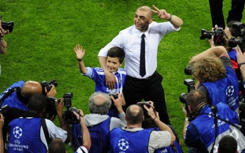 Roberto Di Matteo assumiu o Chelsea após a queda de Villas-Boas, e conquistou a única Liga dos Campeões dos Blues