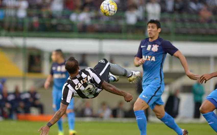 Corinthians perdeu de 2 a 0 para o Botafogo