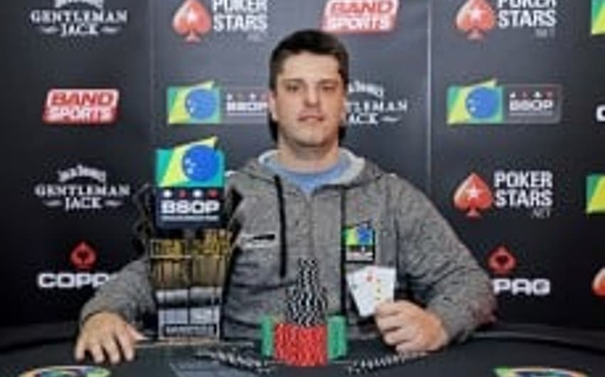 Luiz Duarte ficou com o título do Evento #5 da sétima etapa do Circuito Brasileiro de Pôquer