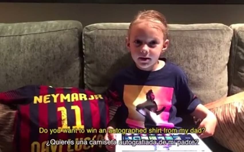 Filho de Neymar narra gol do pai para promover promoção