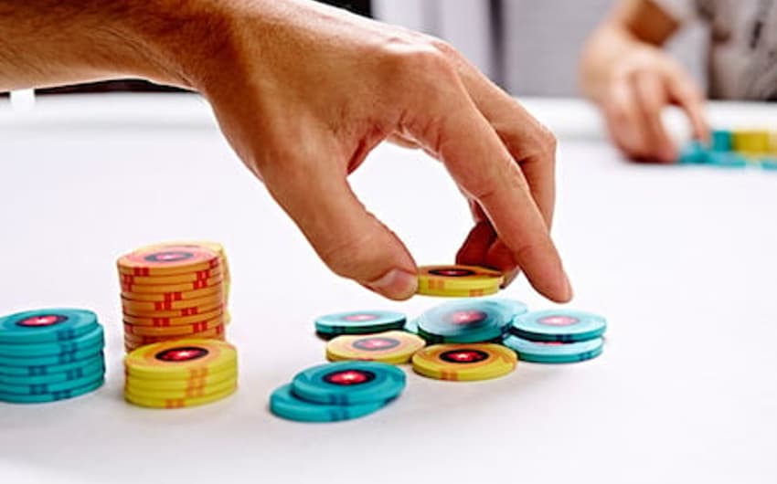 Pedida de flush é uma das situações mais corriqueiras no pôquer do BSOP