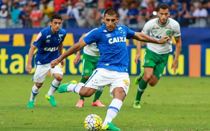Cruzeiro 0x0 Chapecoense - Ábila perdendo pênalti
