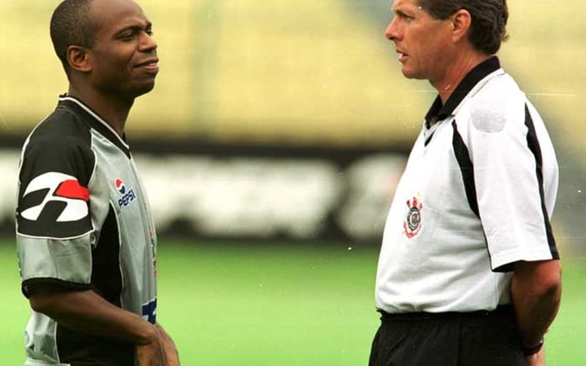 Oswaldo e Edílson no Corinthians de 99/2000