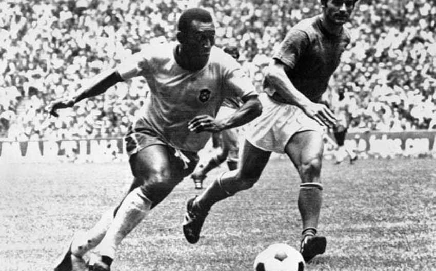 Tricampeão mundial, o Pelé marcou 95 gols em 115 partidas, incluindo amistosos