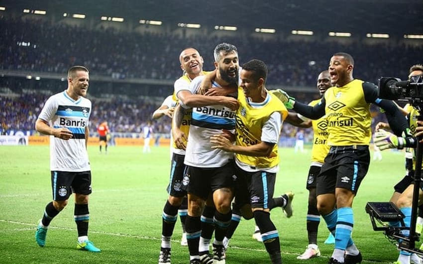 Douglas - Cruzeiro 0 x 2 Grêmio