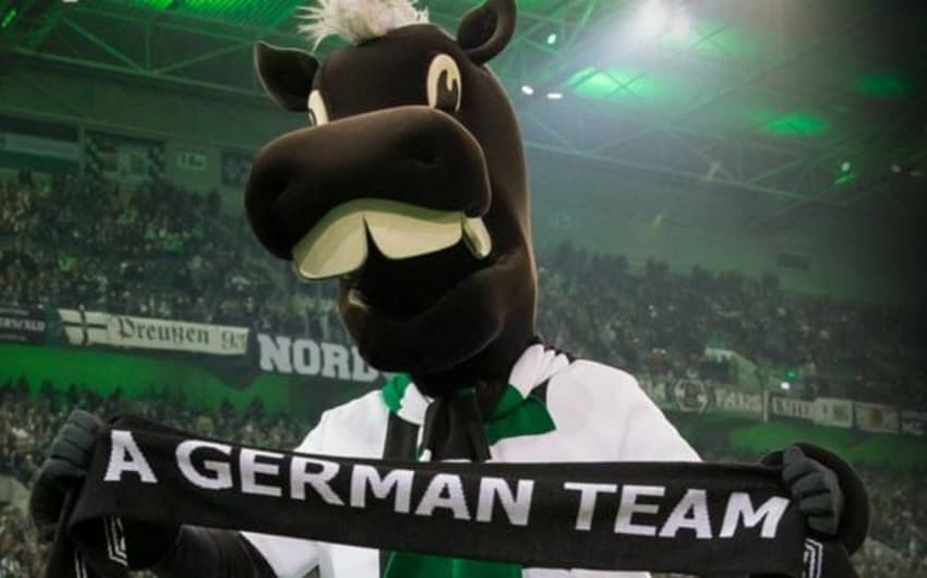 Borussia Mönchengladbach adotou o apelido 'Um time alemão' dado pelo Celtic (Foto: Reprodução / Twitter)