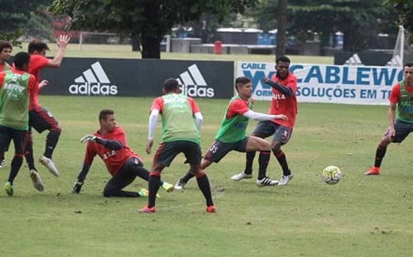 Jogadores do Flamengo em treino (Gilvan de Souza / Flamengo)