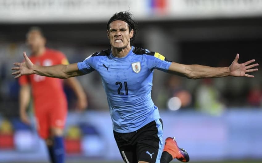 Cavani marca em Uruguai x Chile