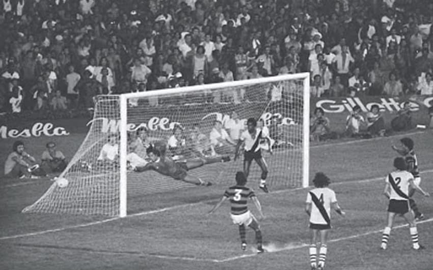 Flamengo campeão carioca de 1978 - gol de Rondinelli