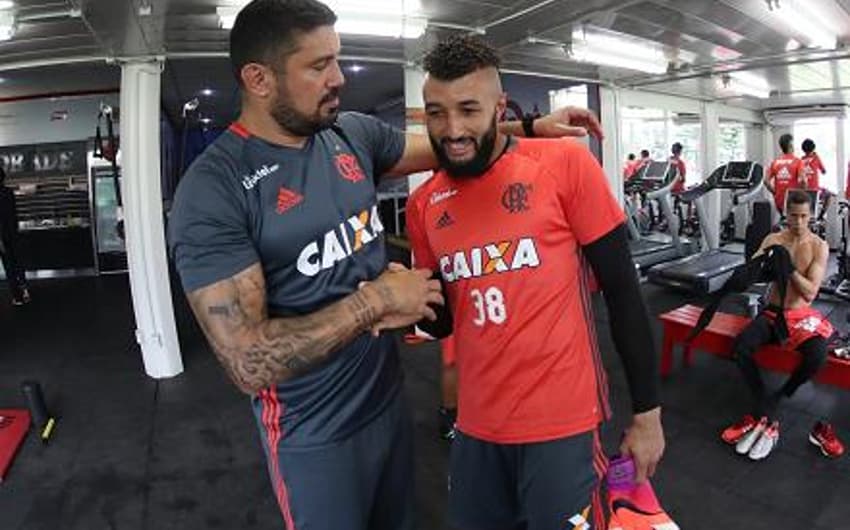 Muralha recebe carinho no retorno ao Flamengo (Gilvan de Souza / Flamengo)