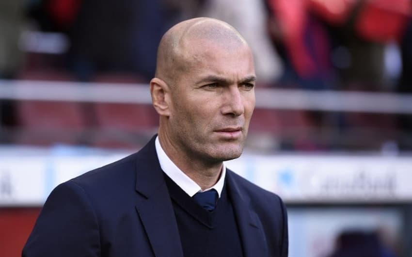 Zidane - Barcelona x Real Madrid