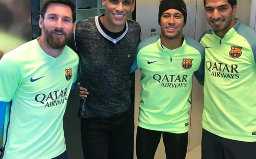 Messi, Rivaldo, Neymar e Suárez