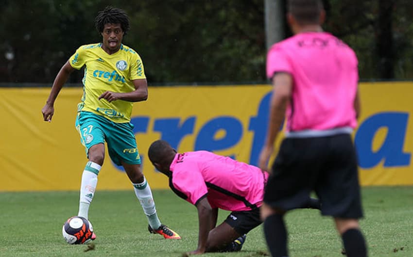 Keno brilhou em jogo-treino do Palmeiras