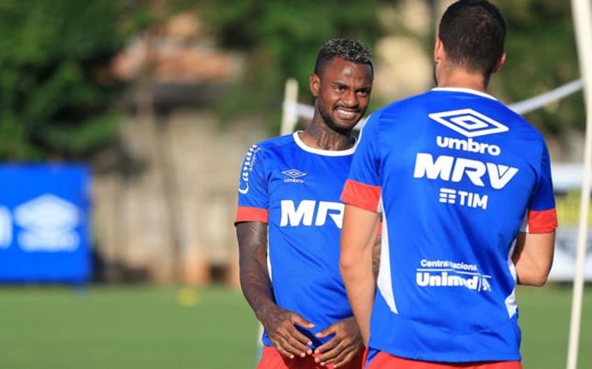 Volante está confiante para estreia do Bahia na Copa do Nordeste
