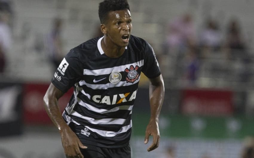 Jô atuou&nbsp;115 vezes e marcou 18 gols em sua primeira passagem pelo Corinthians. Neste temporada, tem dois &nbsp;jogos e um &nbsp;gol&nbsp;